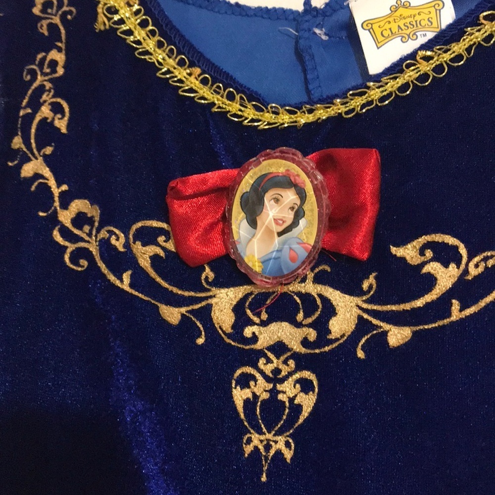 Girl’s Disney Classics Princess Snow White Dress Costume Gold/Blue Velvet - Picture 2 of 9
